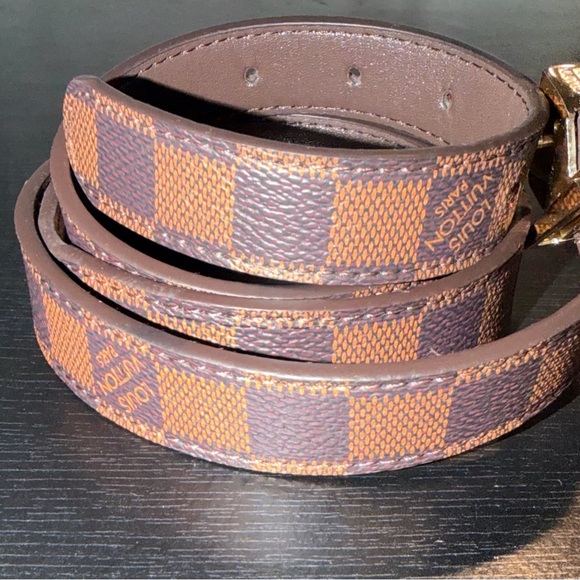 Louis Vuitton Brown Checkered Belt with Crystal V Buckle - Picture 3 of 3